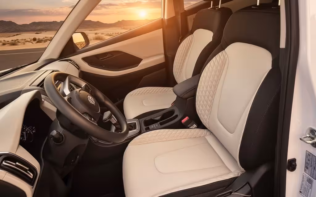 Hyundai Creta 2023 interior view showing trim – rental in Dubai