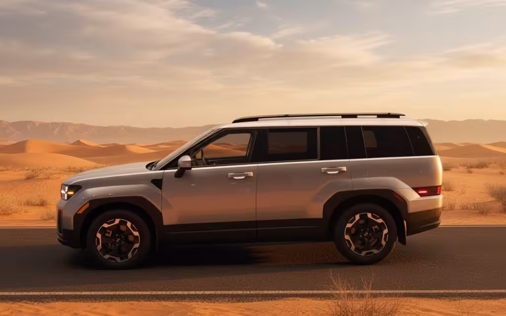 Hyundai SantaFe 2024 Silver side profile – rental in Dubai