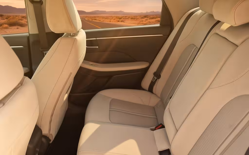 Hyundai Sonata 2021 leather seats and cabin – rental in Dubai