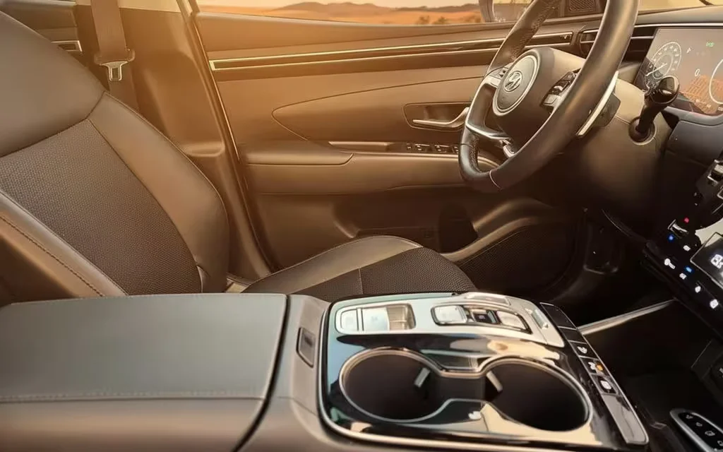 Hyundai Tucson 2022 interior view showing trim