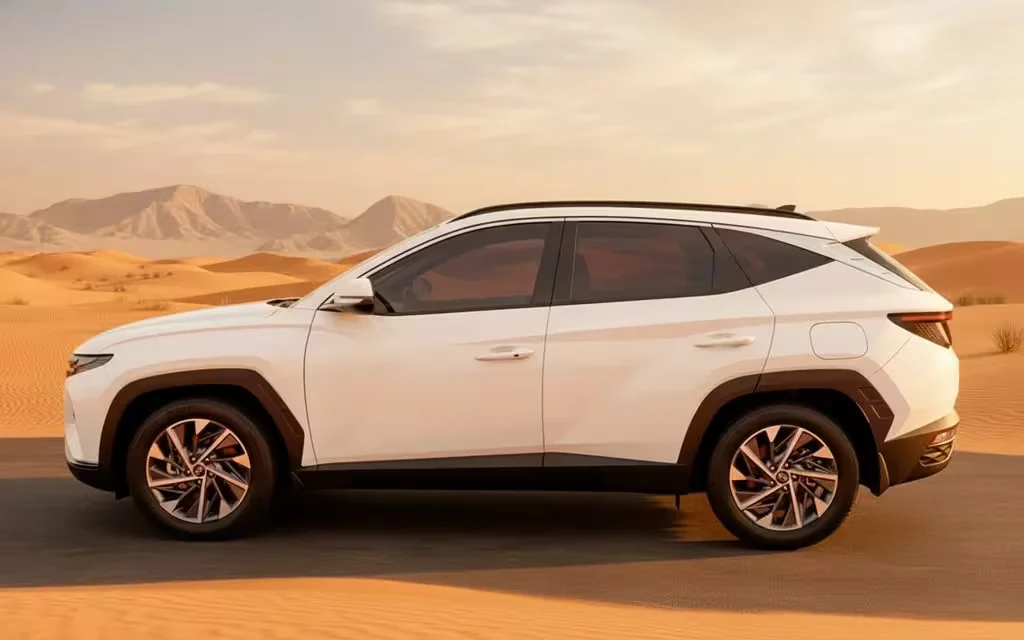 Hyundai Tucson 2022 White side profile