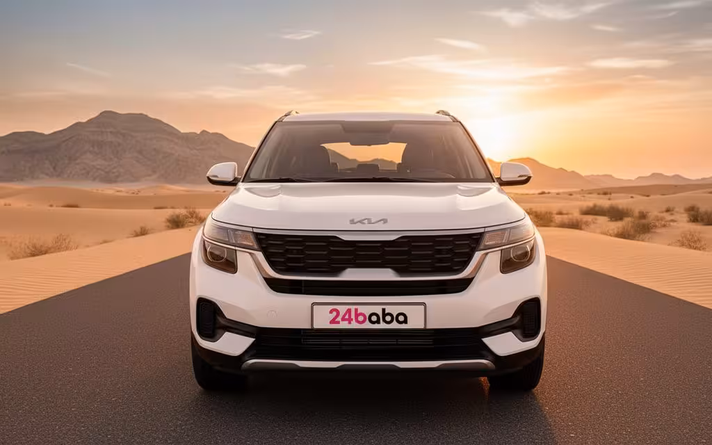 Kia Seltos 2022 White front view with headlights – rental in Dubai