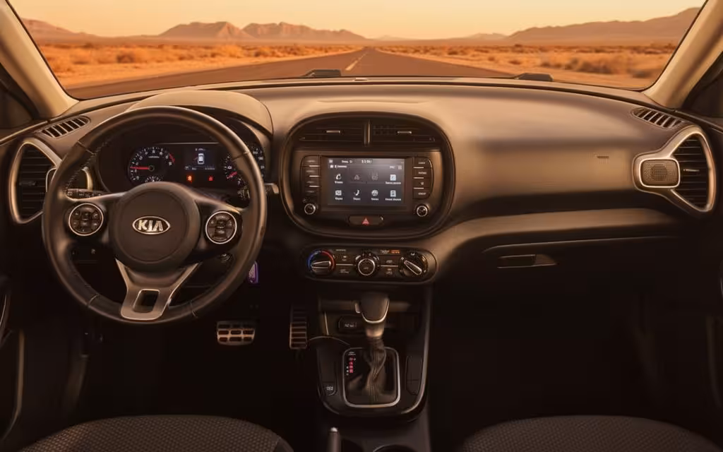 Kia Soul 2021 dashboard and infotainment – rental in Dubai