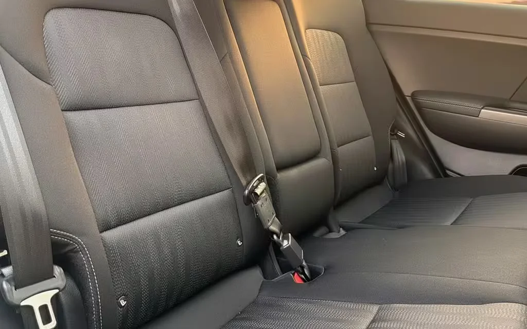 Kia Sportage 2021 leather seats and cabin