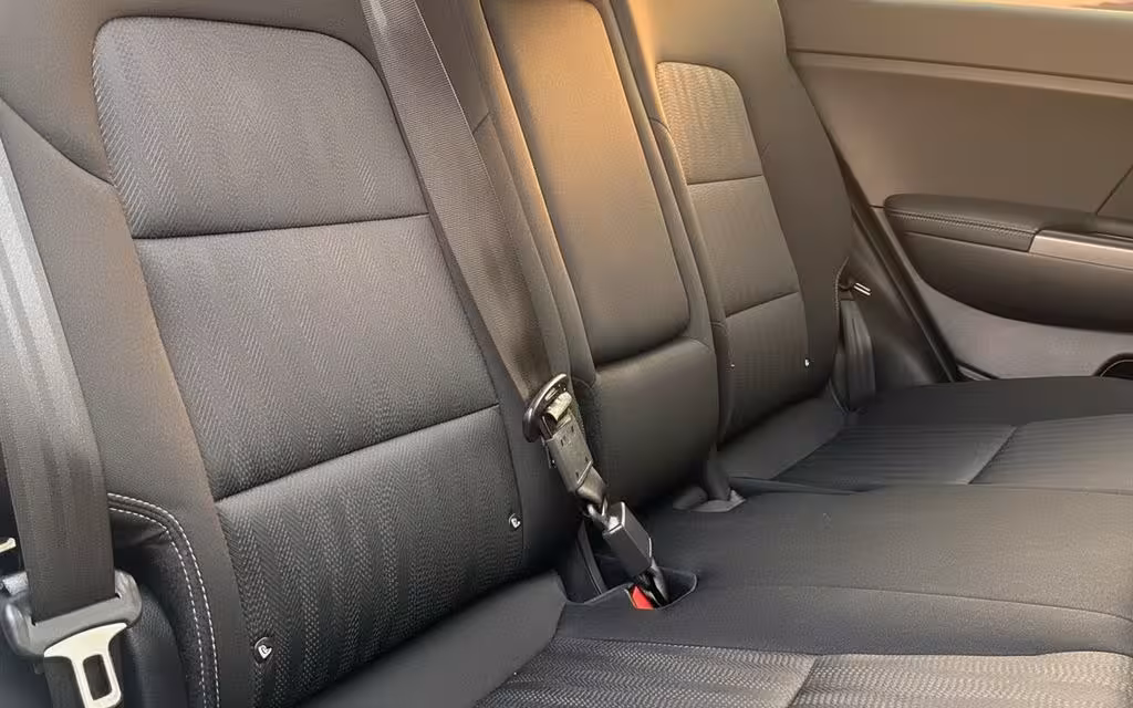 Kia Sportage 2021 leather seats and cabin