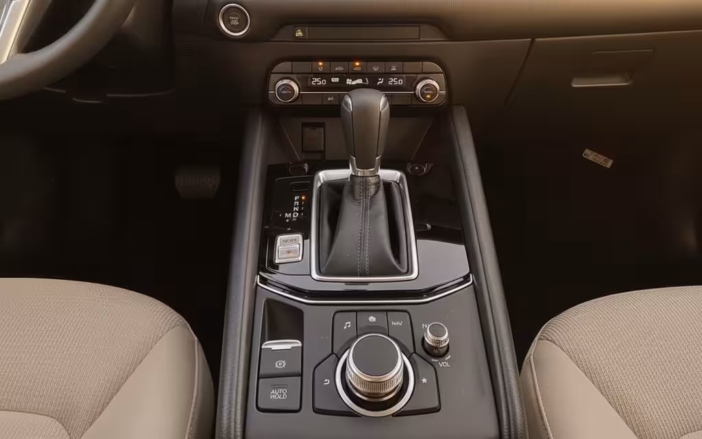 Mazda Cx 5 2021 interior view showing trim – rental in Dubai