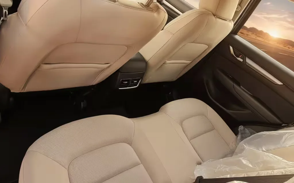 Mazda Cx 5 2021 leather seats and cabin – rental in Dubai