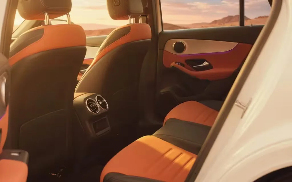 Mercedes Glc200 2025 leather seats and cabin