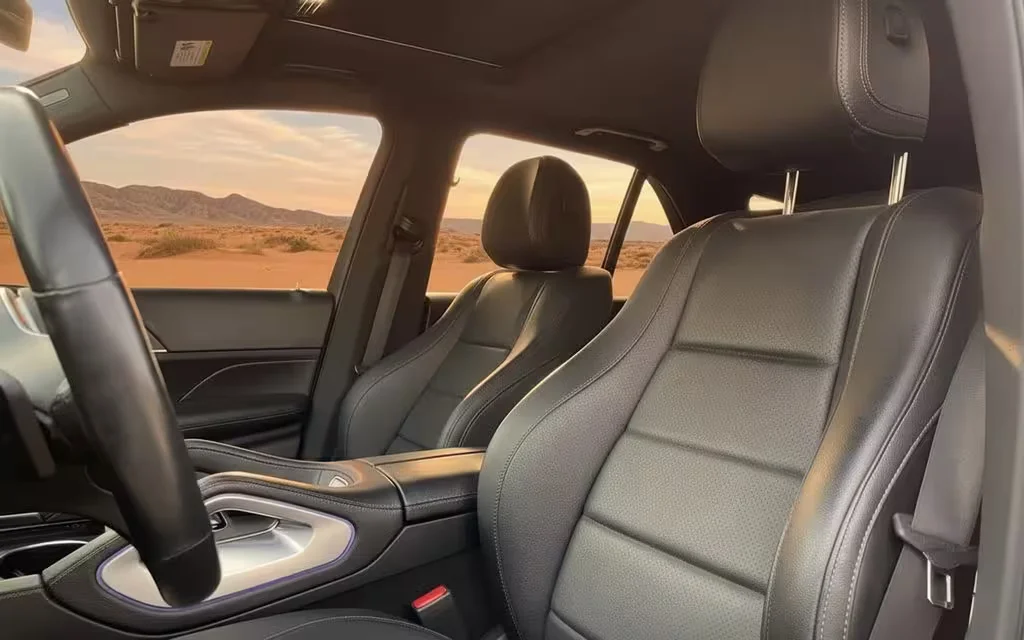 Mercedes Gle350 2020 leather seats and cabin – rental in Dubai