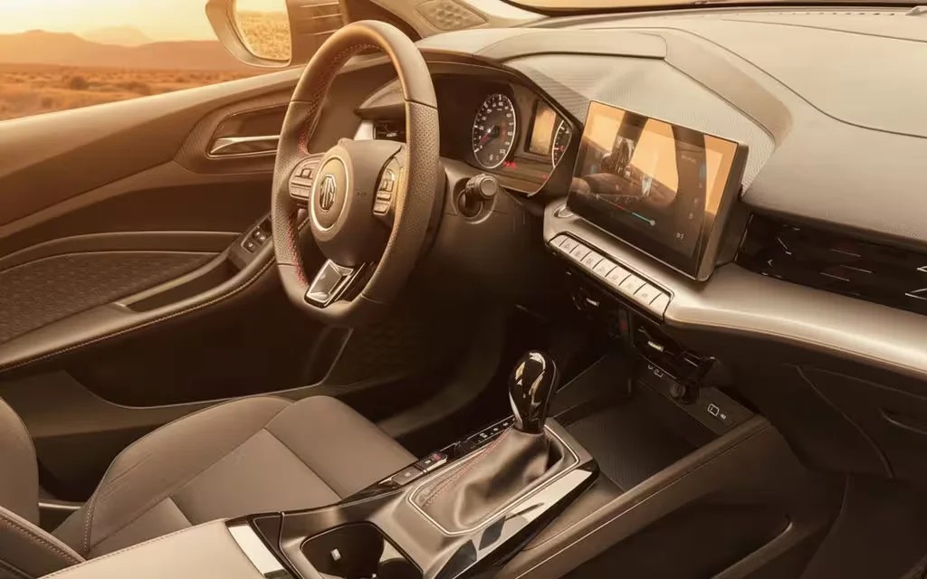Mg 5 2023 interior view showing trim – rental in Dubai