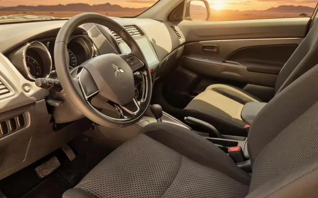 Mitsubishi Asx 2022 interior view showing trim – rental in Dubai