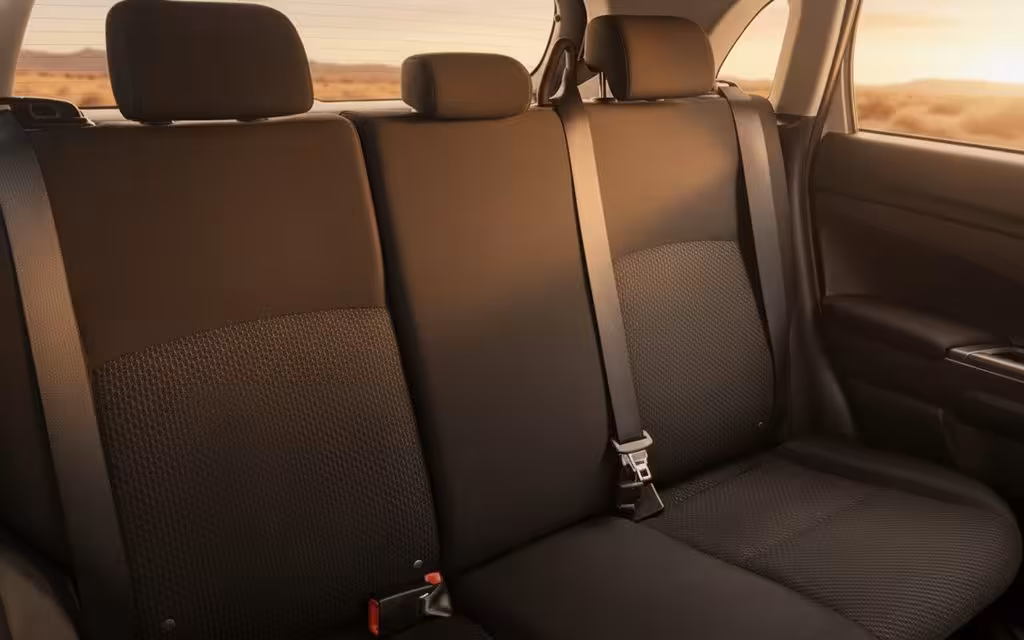 Mitsubishi Asx 2022 leather seats and cabin – rental in Dubai