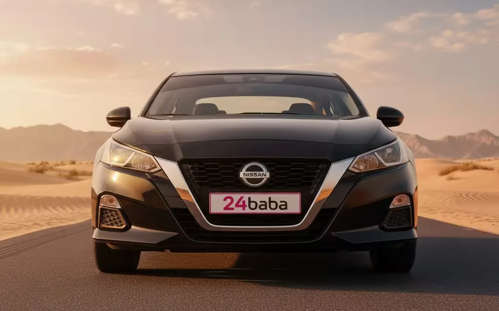 Nissan Altima 2022 Black front view with headlights