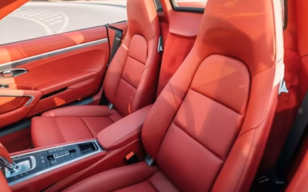 Porsche Boxster 2023 leather seats and cabin – rental in Dubai