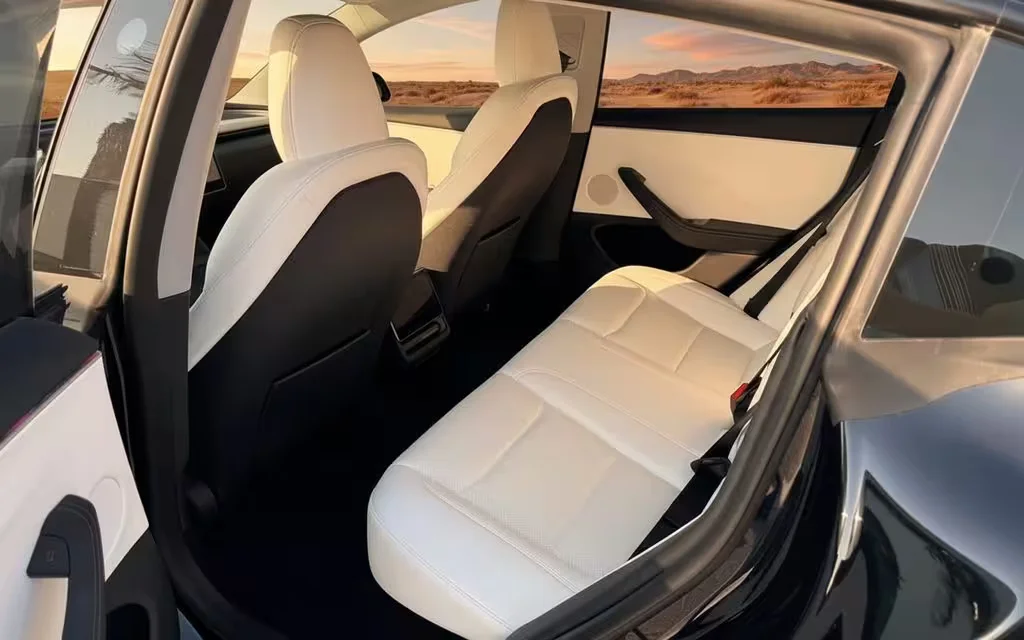 tesla_model3_2_05_image