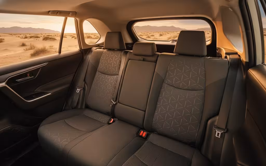 Toyota Rav4 2022 leather seats and cabin – rental in Dubai
